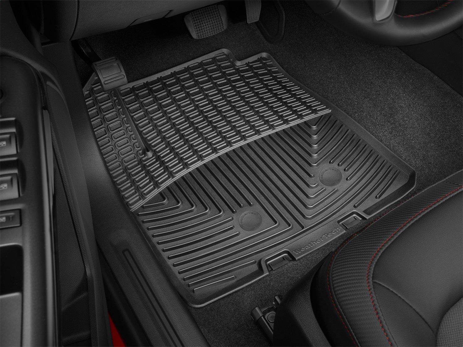 GMC_Canyon_15_W348_Rev.jpg