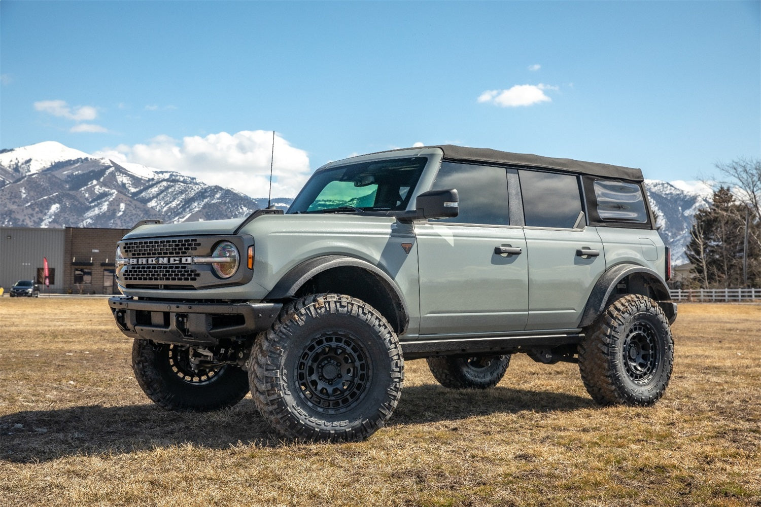 RL_RAM_AND_BRONCO_MARCH_19th_2023_LIFESTYLE_SHOOT_RLT-9108-2.jpg