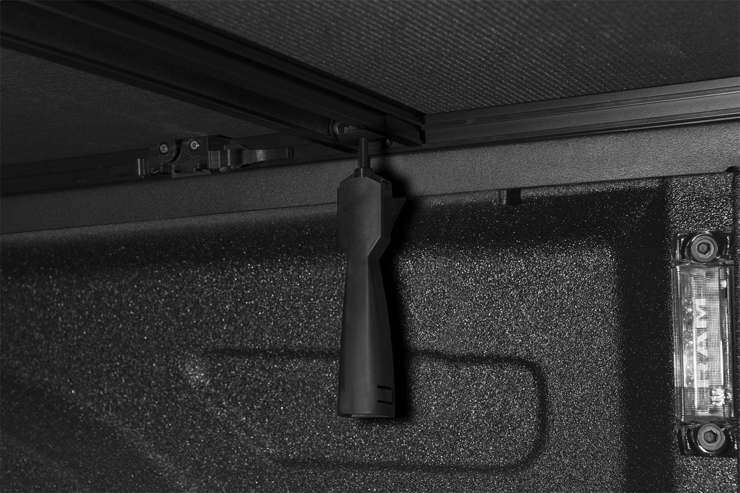 EX_Trifecta2_RAM_RearClamp1_H.jpg