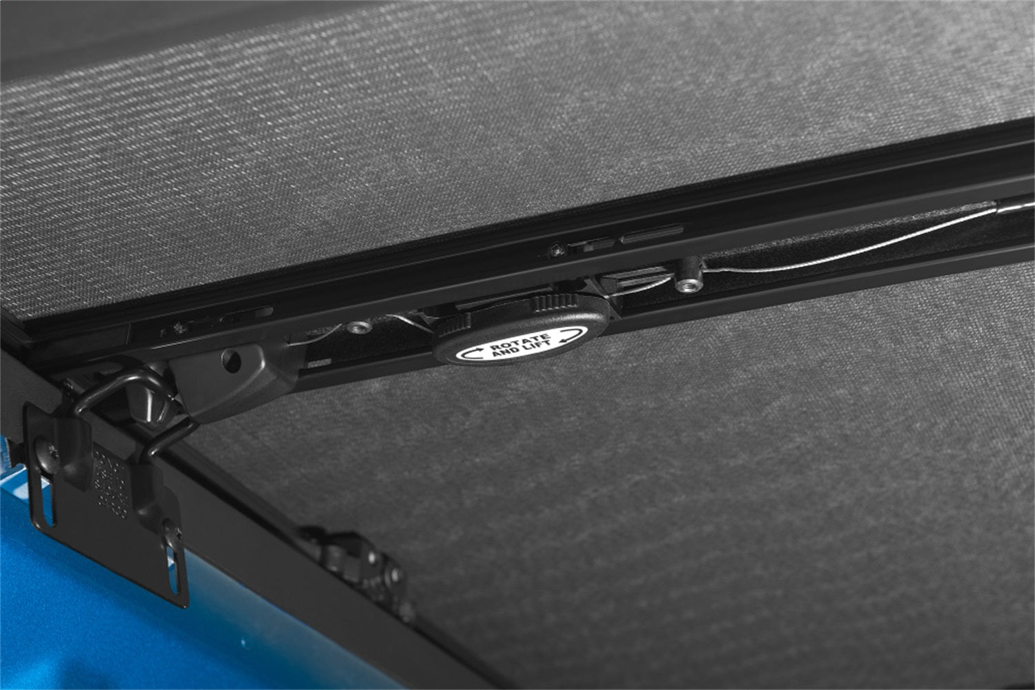 EX_TrifectaALX_20F150_RotaryLatch_Below.jpg