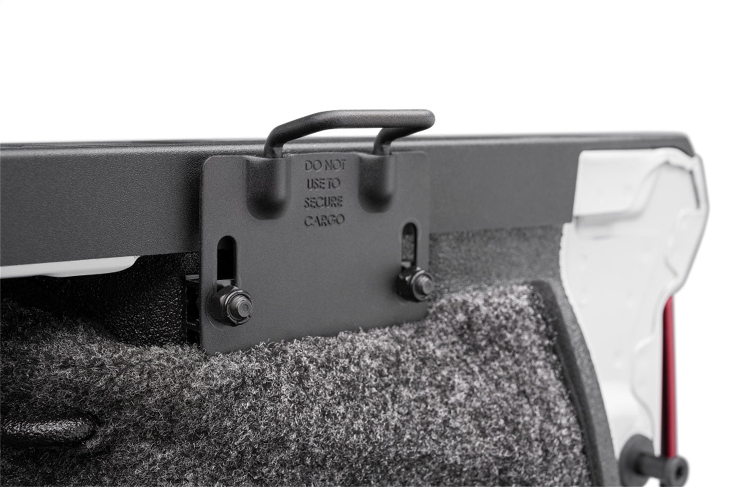 EX_TrifectaALX_22Silverado_Detail_03_Latch.jpg