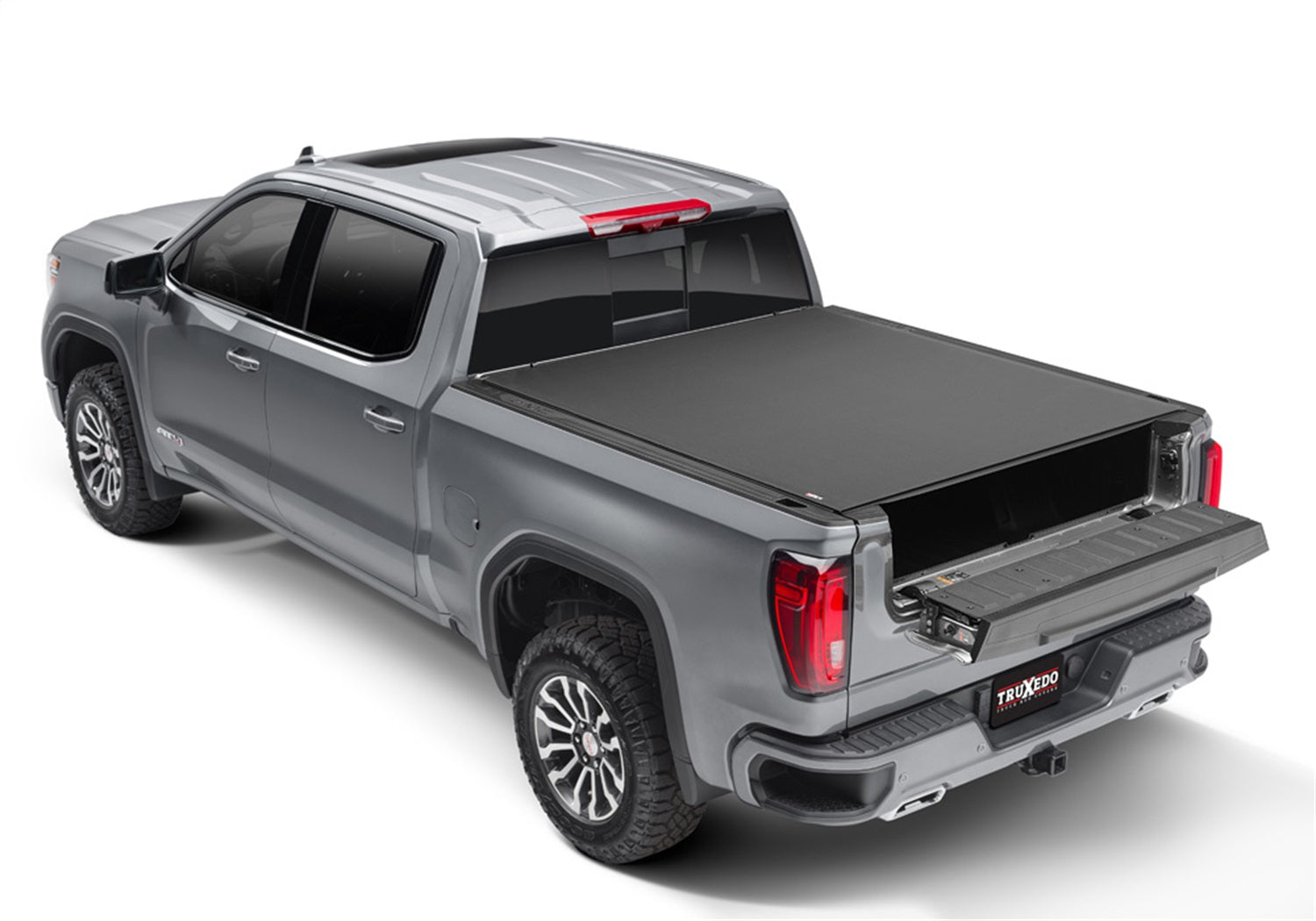 TX_ProX15_21GMC_Sierra_02Closed-TailgateOpen.jpg