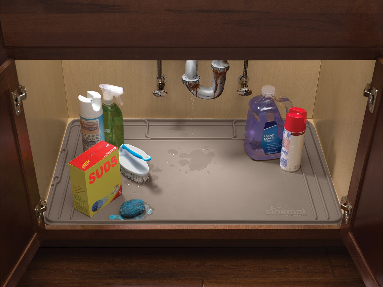 sinkmat_in_cabinet_Tan_1.jpg